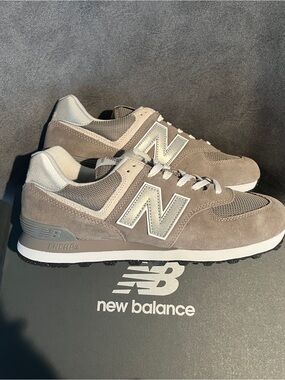 New Balance Men’s Sneakers Gray Size 10 US